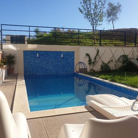 Stylish Two Bedroom House With Private Pool Tirana Exterior photo